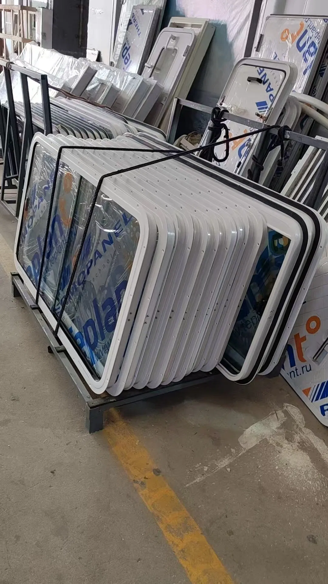 Anti-Corrosion Marine Hardware Aluminum Waterprooft Sliding Window for Boat Ship Vessels Part Accessories