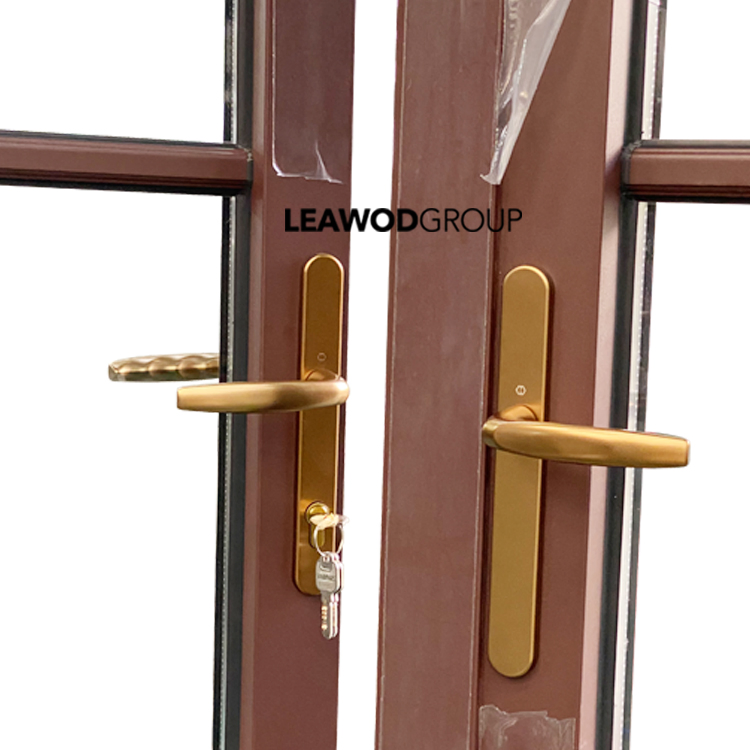 China Factory Modern Wood Clad Aluminum Aluminium Composite Interior Glass Wooden Wood Doors Outward Opening with Double Glazing for House Hotel Villa Entry