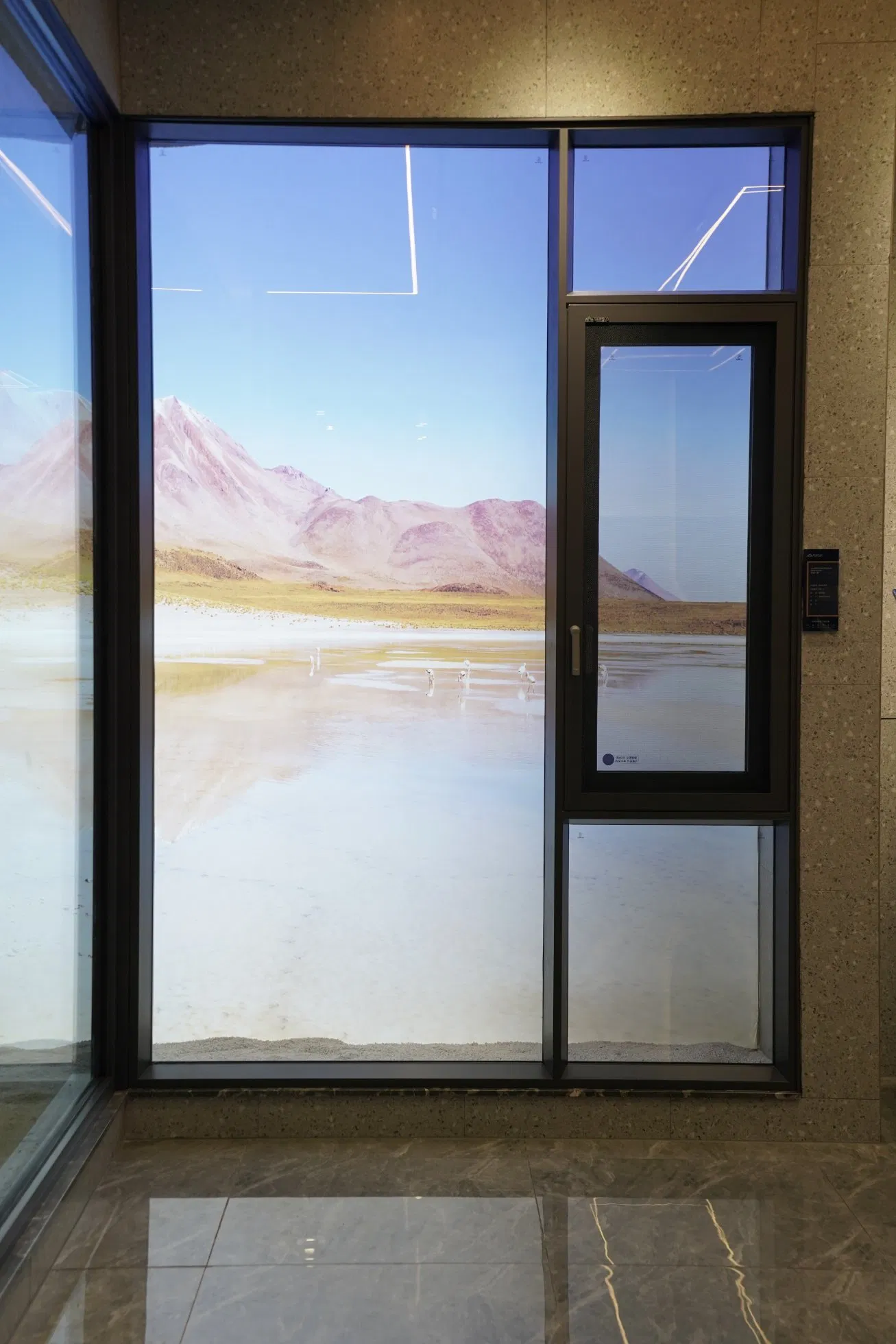 Stylish Modern Aluminum Casement Window with UV-Resistant Glass