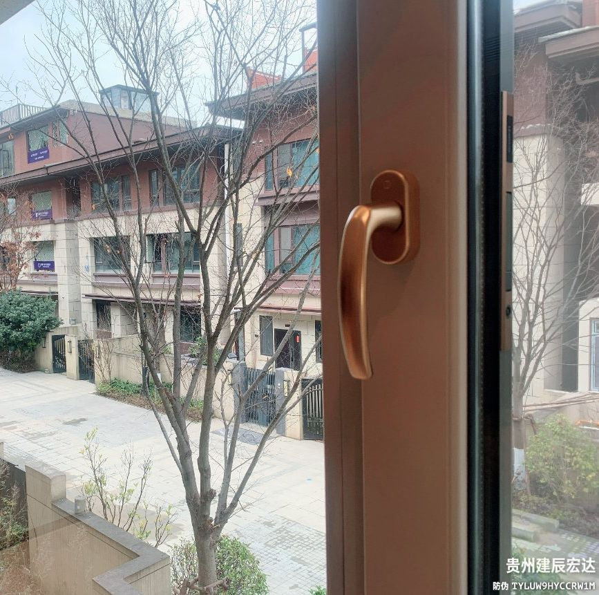 China Factory Manufacture for Wood Clad-Aluminum Wooden Tilt Turn Round Window Aluminium Casement French Window with Double Glazed for Home Hotel Church