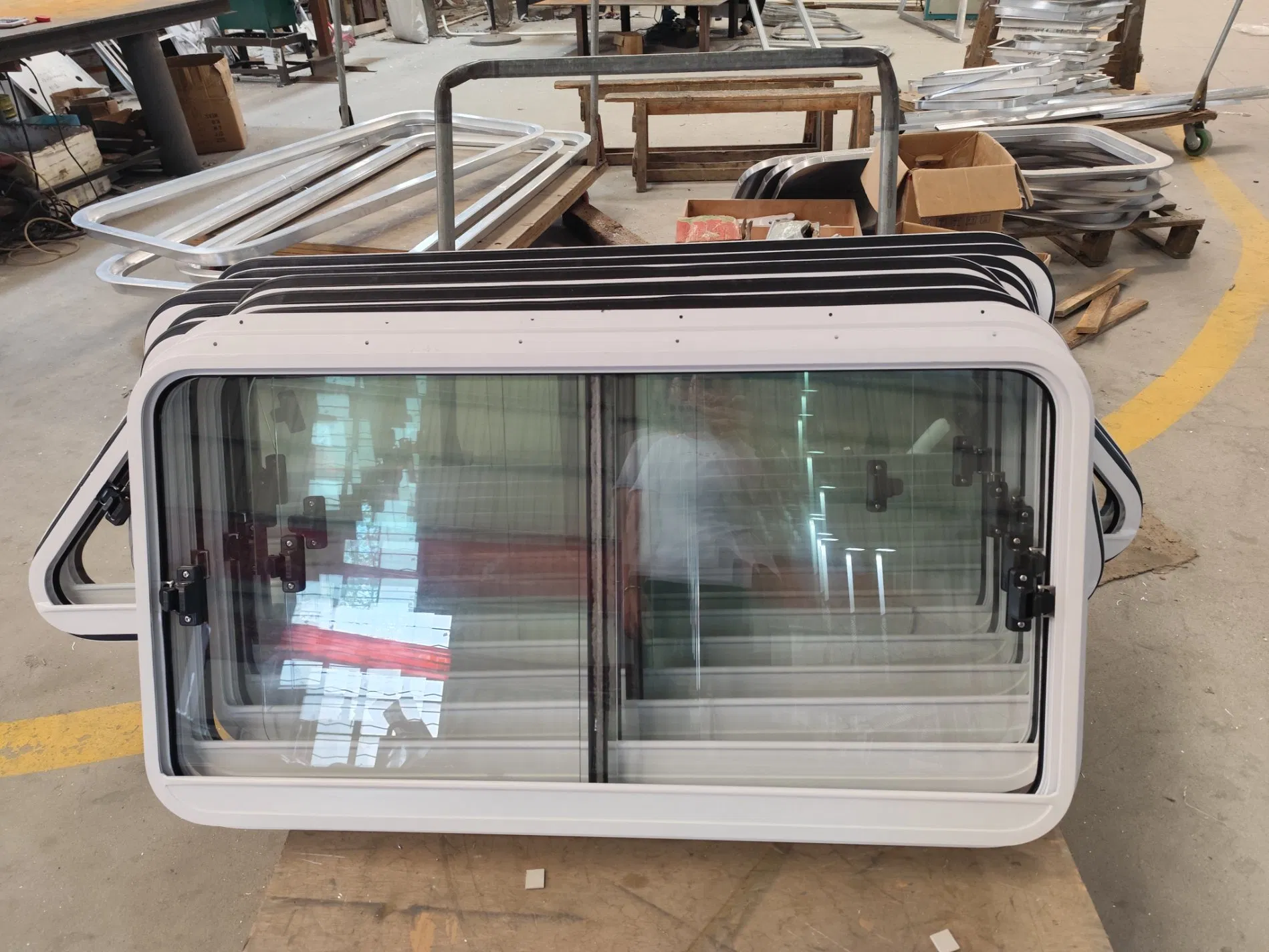 Anti-Corrosion Marine Hardware Aluminum Waterprooft Sliding Window for Boat Ship Vessels Part Accessories