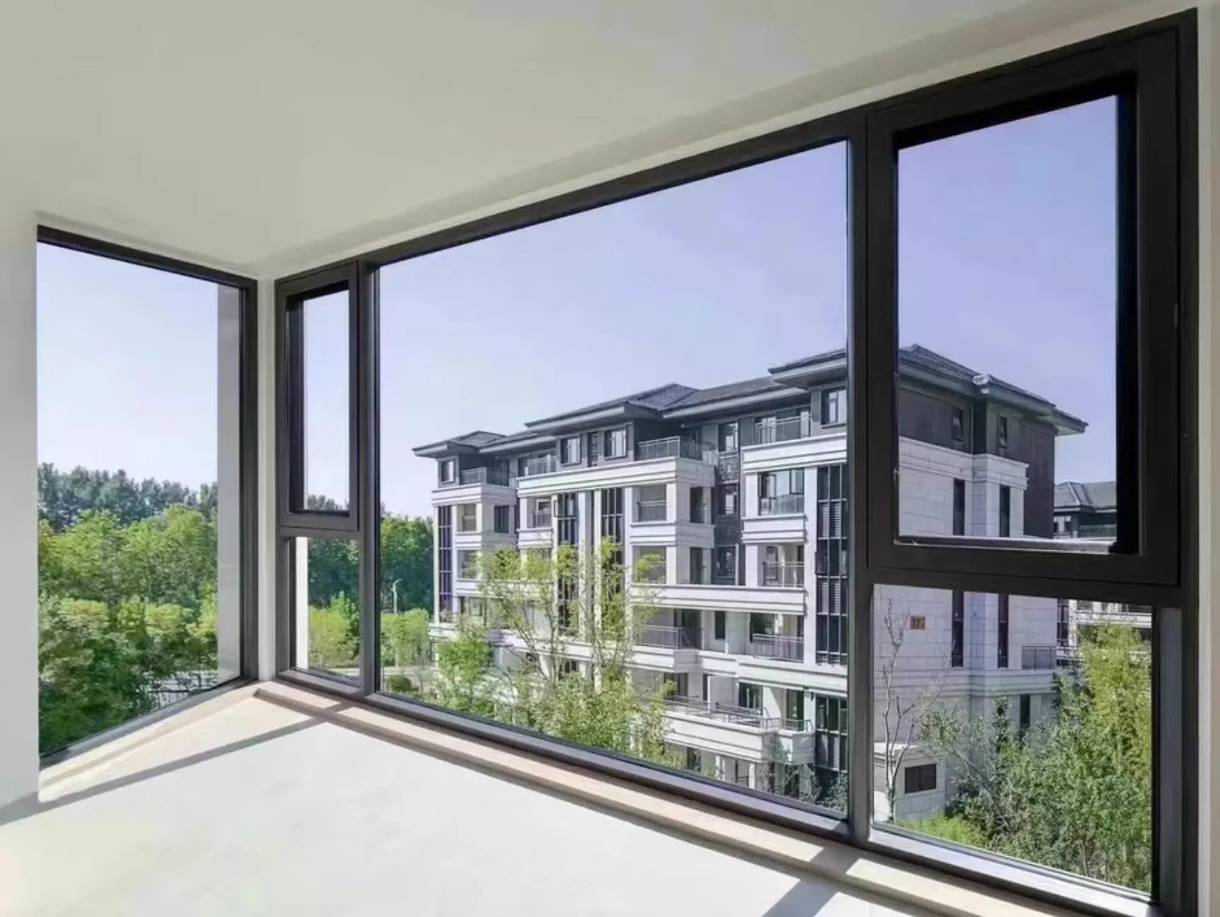 Custom Saipan Coast Design Thermal Insulated Aluminum Balcony Windows Soundproof Glass French Windows for Home