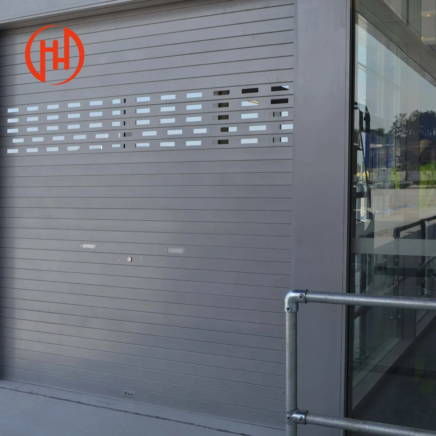 China Manufacturer Steel Remote Control Motor Modern Windproof Doors Roller Shutter