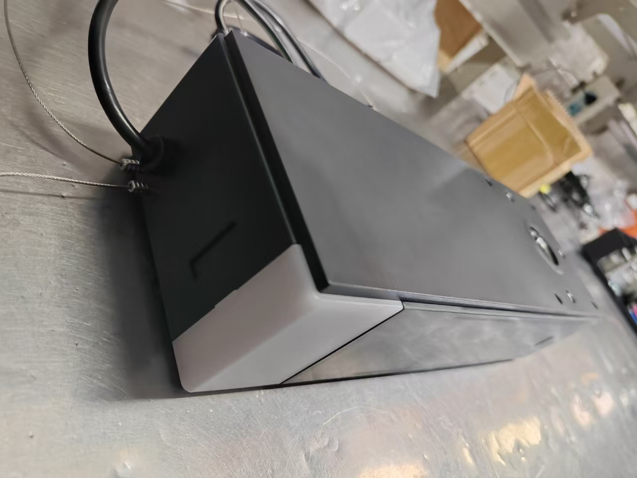 Modern DC Rolling Garage Door Motor with 200KGS Load Capacity and Metal Construction