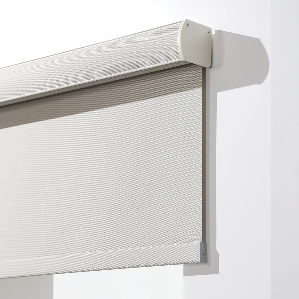Factory Direct Sale Large Size Indoor Waterproof Shade Shutter Roller Window Blinds Smart Motorized Electric Windproof Blind