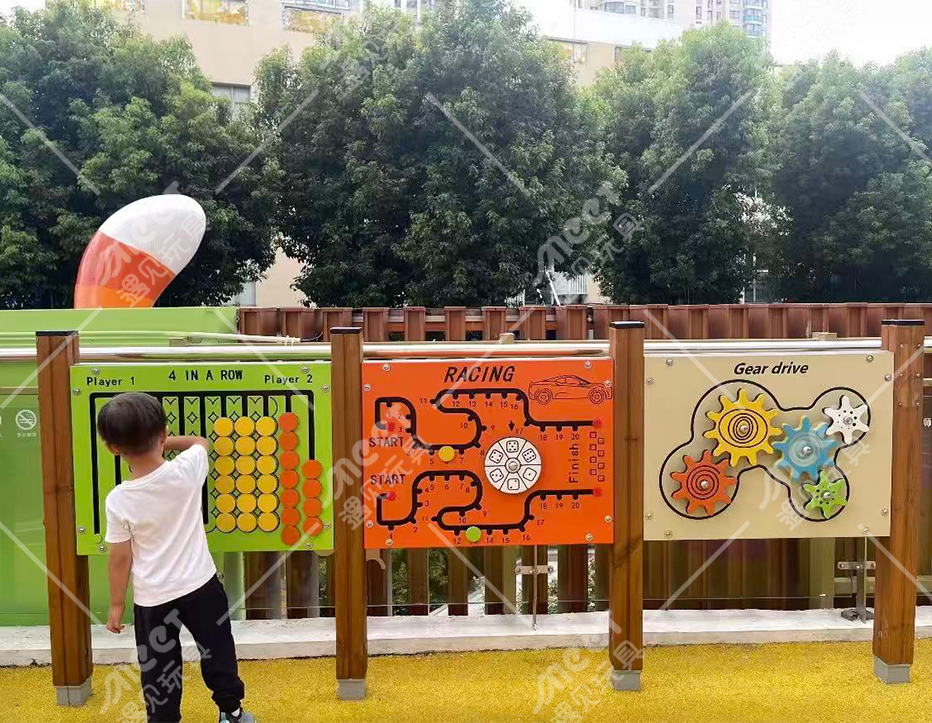 MT-LYZ003 Preschool Outdoor Interactive Exploration Panel PE Educational Sensory Playground Equipment