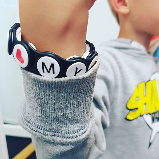 2023 Promotional Interactive New Style Boy and Girl Team Work DIY Swing Magic Spring Connect Link Hook Chain Toy Educational Toys