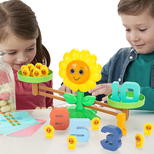 Wholesale Sunflower Shape Digital Balance Scale Toys Kids Intelligence Game Set Educational Toy Learning Math Children Math Toy