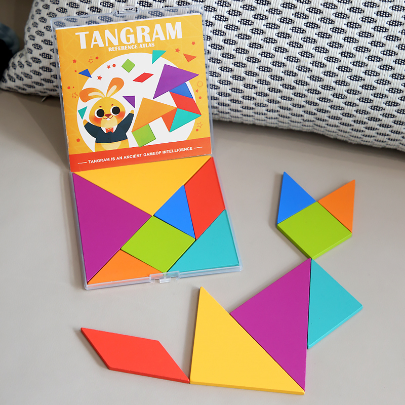 7-Piece Tangram Puzzle – Educational Toy for Kids’ Cognitive Development