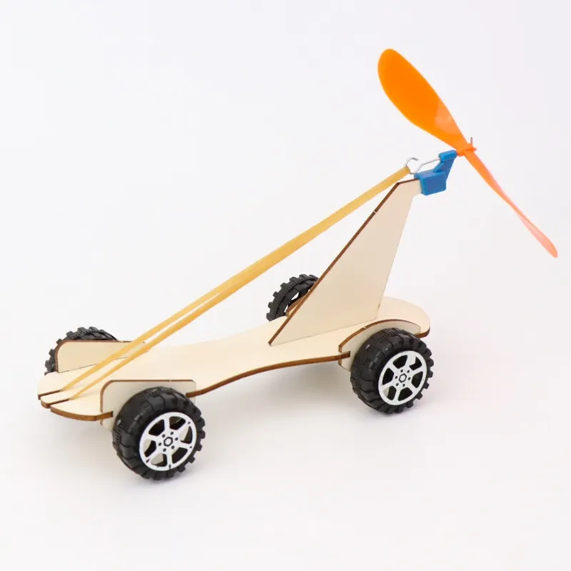 Rubber Band Power Car DIY 1