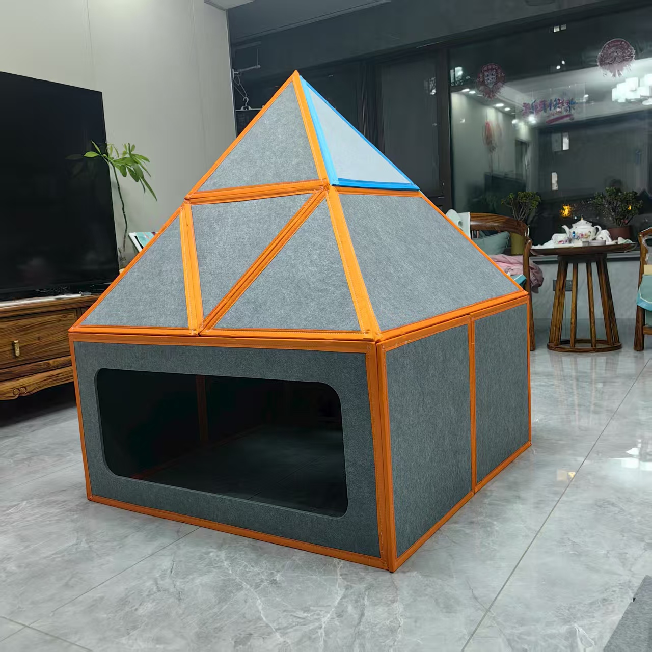 The Montessori Teaching Aids Are Suitable For Children To Build And Assemble An Intellectual Game Room By Themselves