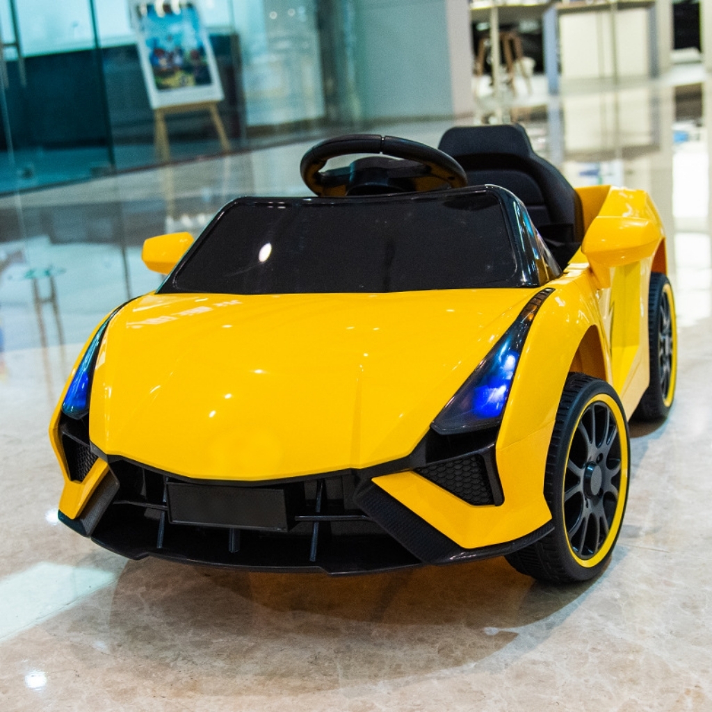 Unisex Electric Ride-On Car Toy for Kids Rechargeable Battery Music Light Effects Small Plastic Wheels for Boys Girls