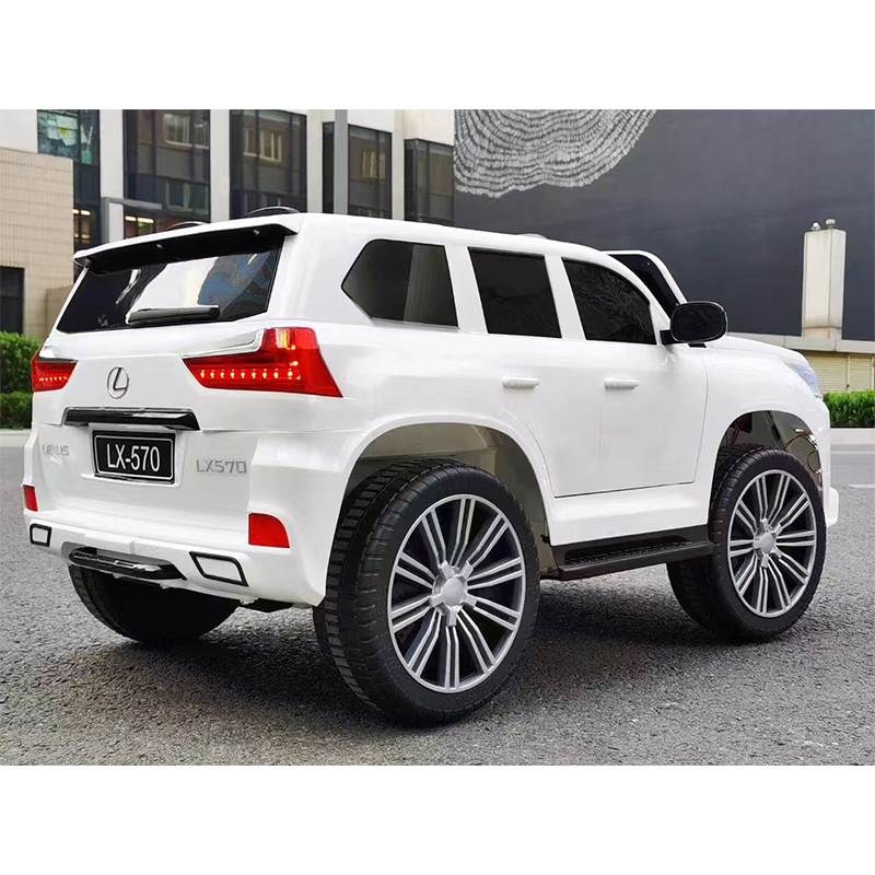 Luxury Rechargeable Toy 12V Electric Unisex SUV Four-Wheel Powered Ride-On Toy for Kids Remote Control Beach Off-Road Toys