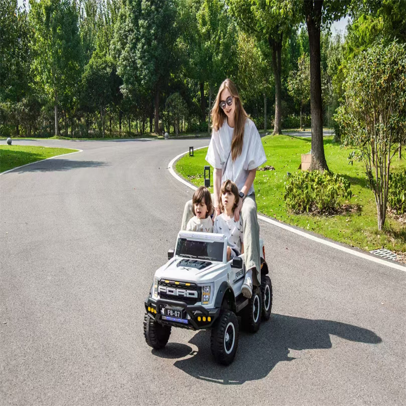 Toy Vehicle for Children Riding in an Ev Off-road Vehicle With Colorful Flashing Lights and Electric Rocking Toy Vehicle