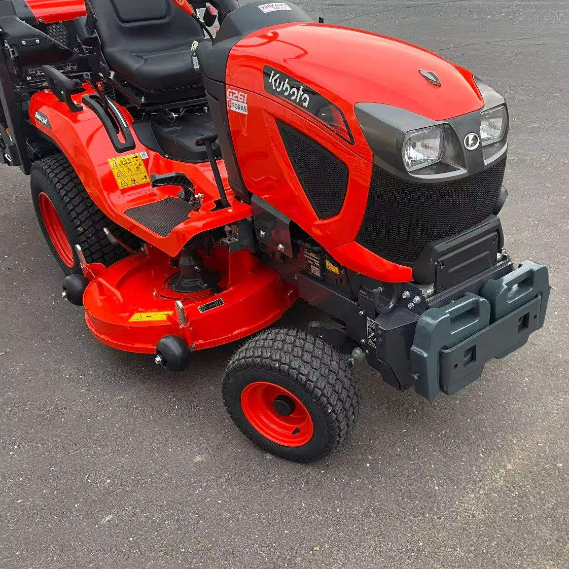 Kubota G231-HD/LD - G261-HD/LD Lawn Tractor Ride-on Mower Kubota Farm Tractor 10HP-30HP with High Performance for sale