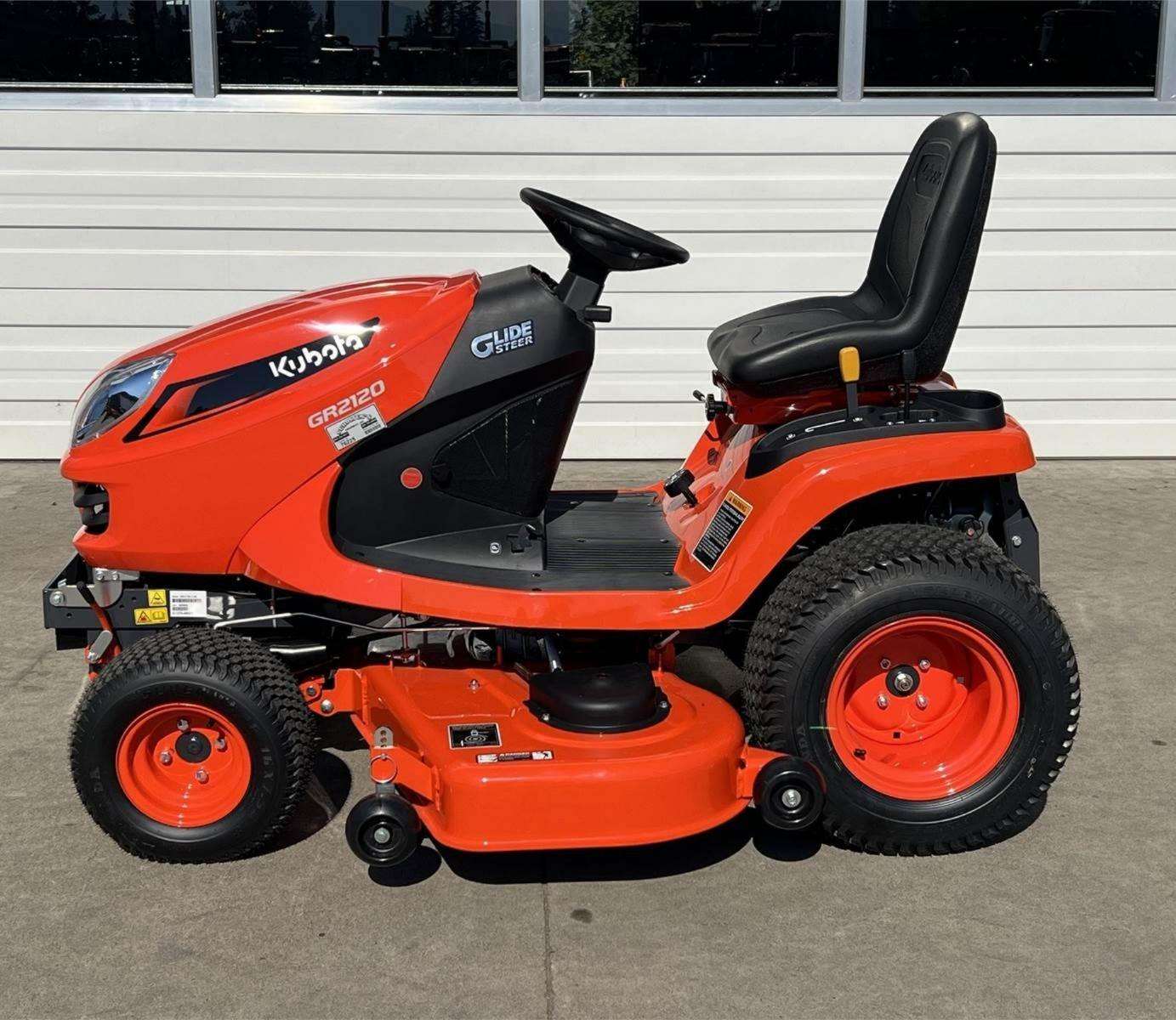 Kubota G231-HD/LD - G261-HD/LD Lawn Tractor Ride-on Mower Kubota Farm Tractor 10HP-30HP with High Performance for sale
