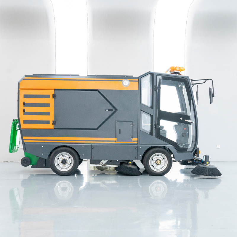 Chancee U220C Electric New Large Industrial Automatic Ride-On Street Sweeper Car With 240L Bin