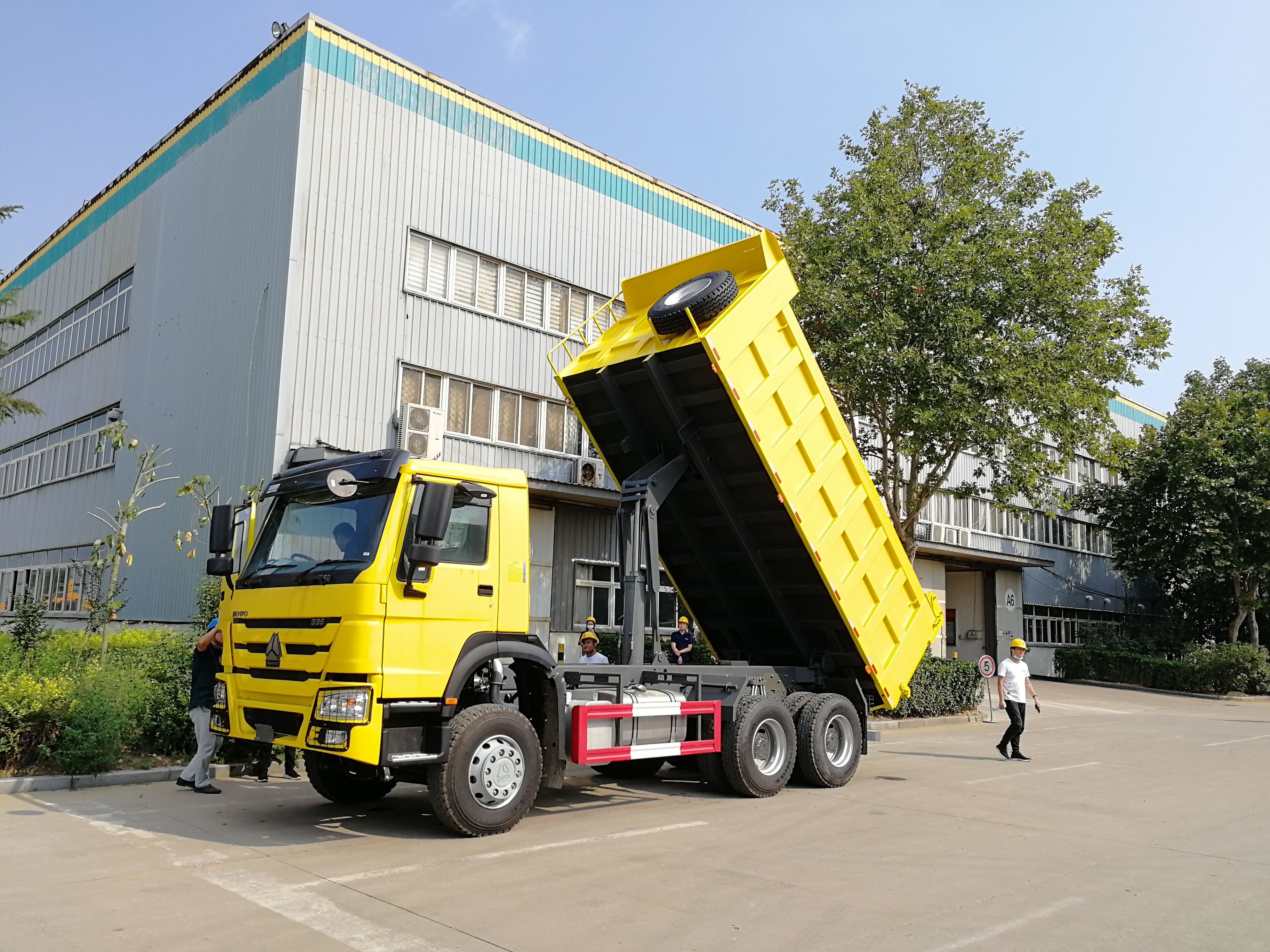 Used Sinotruck 10 Wheel Dump Truck 336 371HP 10 Tires 40Ton Howo 6X4 Tipper Trucks Howo Used Cars