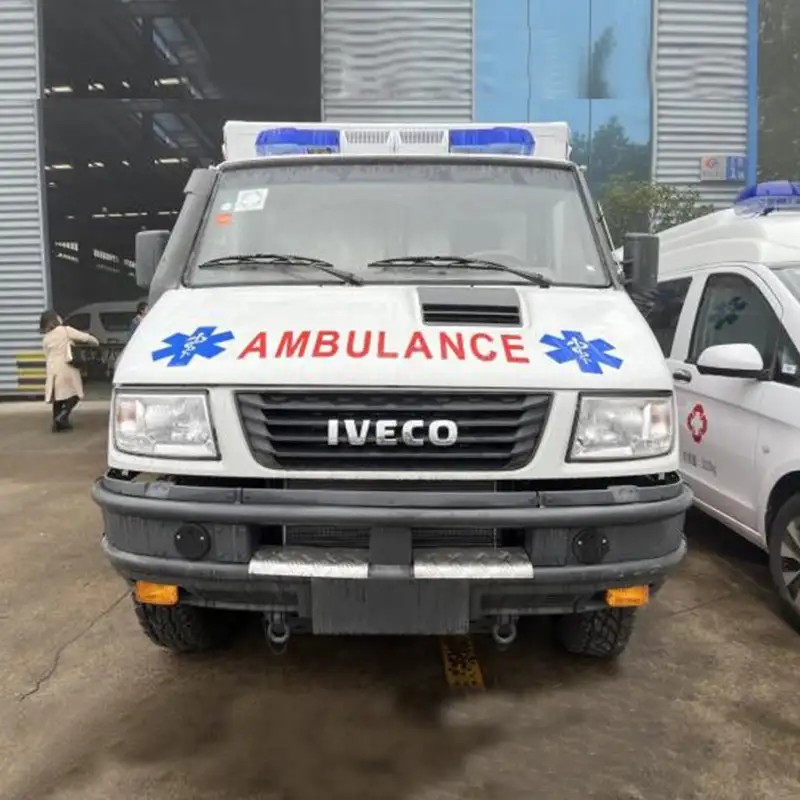 4x4 Off-Road Ambulance 4WD All-Terrain Emergency Medical Rescue Vehicle