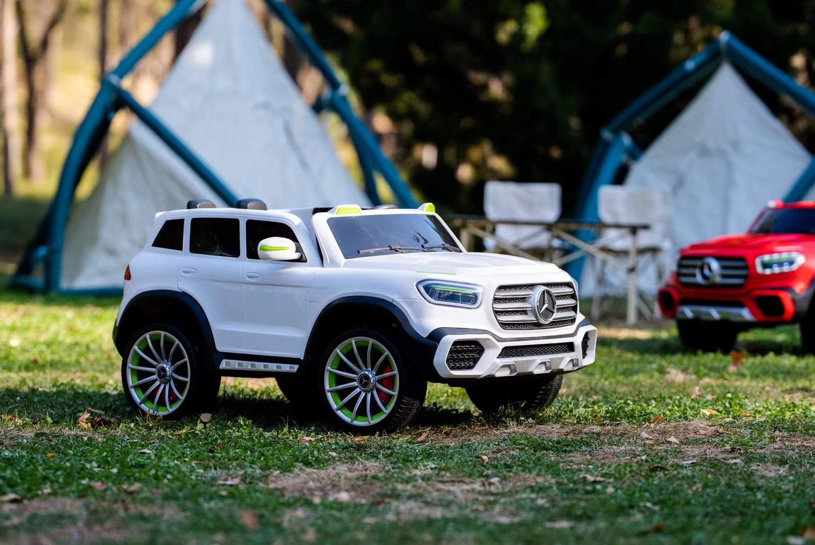 140cm Benz SUV Kids Electric 4*4 Off-Road Two-Seat Soft Wheels Remote-Control Open Doors 12V Ride-On Car