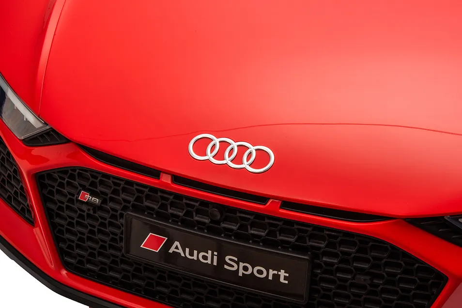 Audi R8 Spyder Licensed 24V Ride on Car front-quarter view