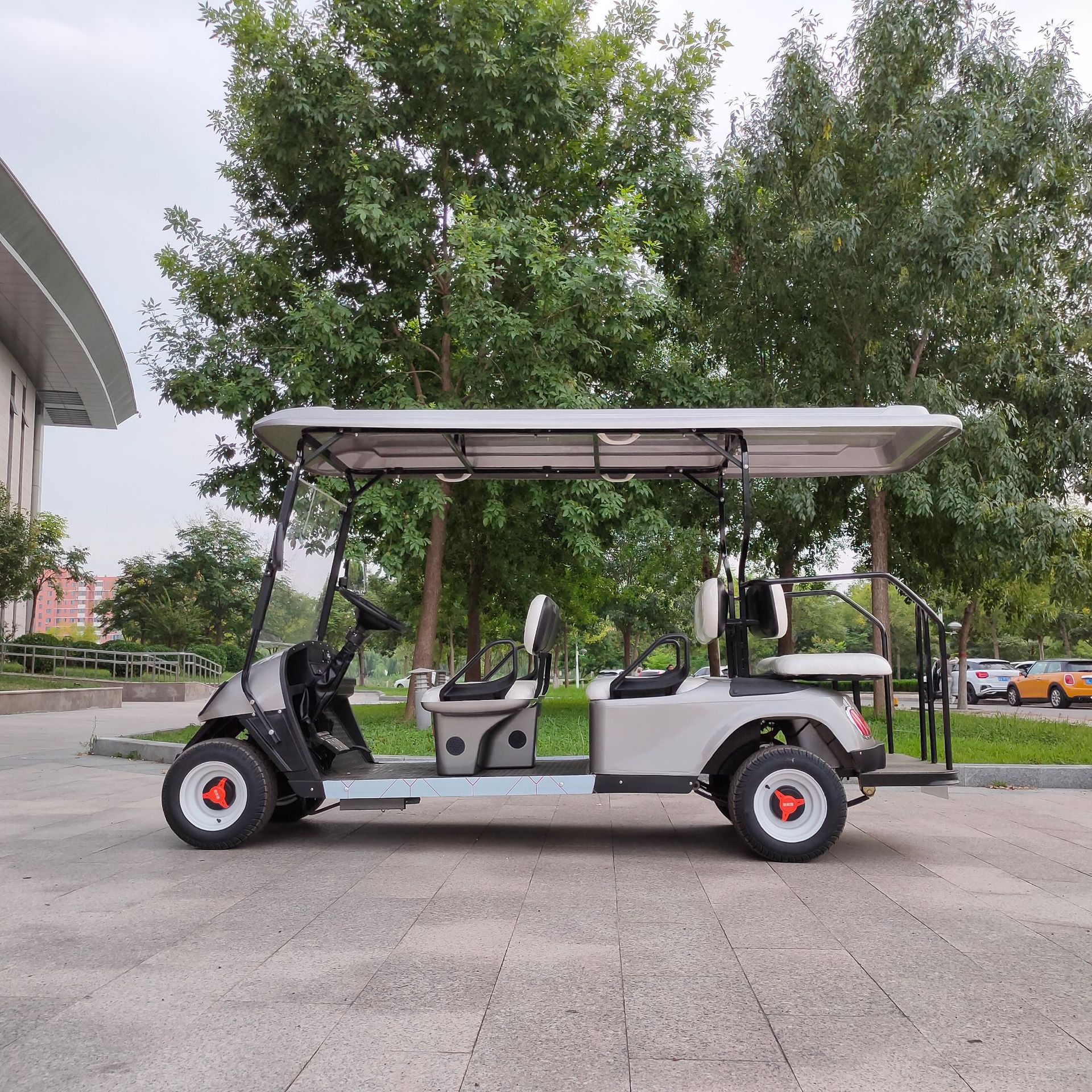 Factory Customized EV Ambulance Off-road Reception Vehicle Patrol Electric Golf Cart Eco-friendly Park Transportation Vehicle
