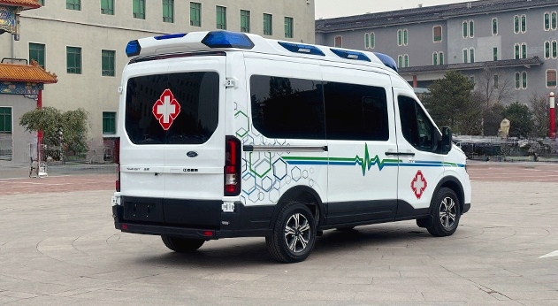 Super Van New Design Electric Emergency Ambulance Transport ICU Customized Equipment Automatic Transmission Multi Functional