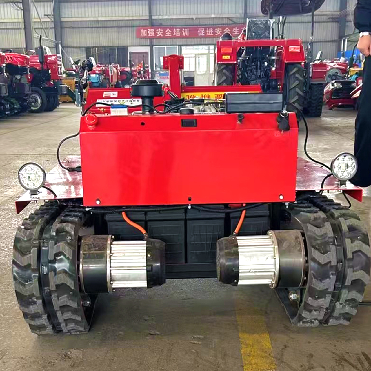 Free Shipping Manufacturer Agriculture Machinery Farm 35 Hp Remote Control/ride-On Cultivator Crawler Tractor with Rotary Tiller