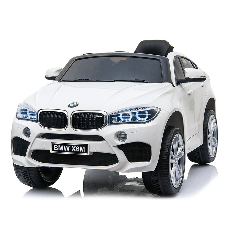 Licensed BMW X6M Side View