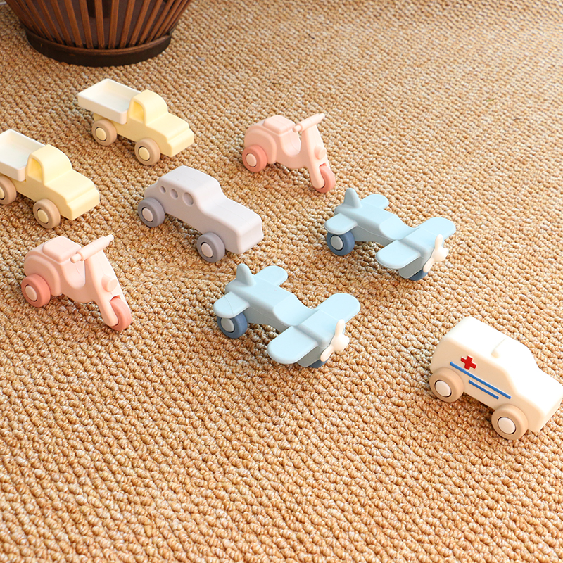 Factory Wholesale Silicone Baby Kid Car Toys Baby Montessori Toy Car For Toddlers Organic Teething