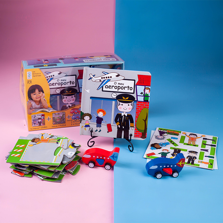 Educational book with Puzzle Toys