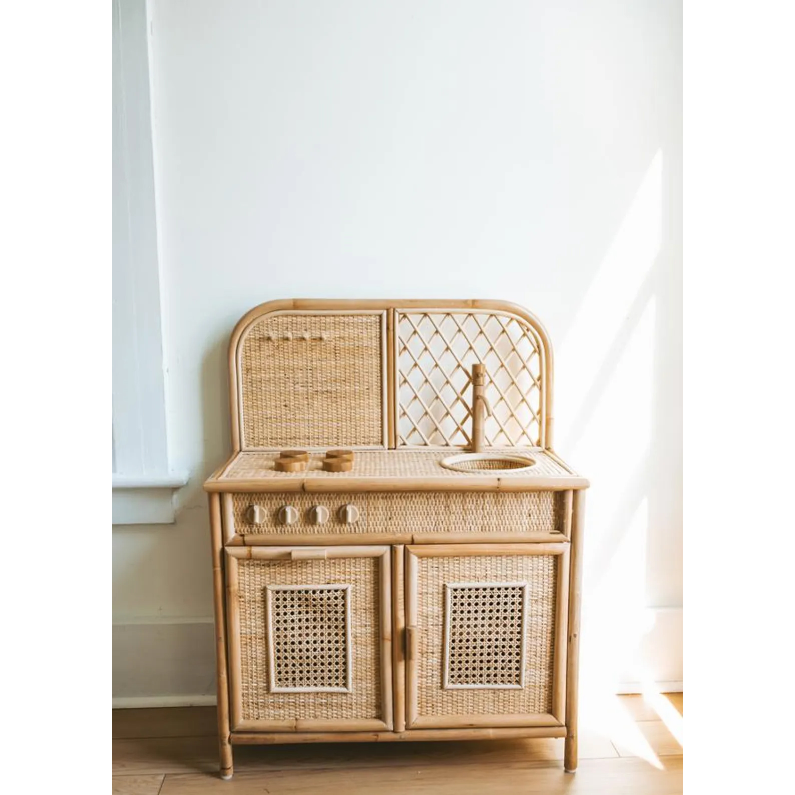 Rattan Doll House View 5