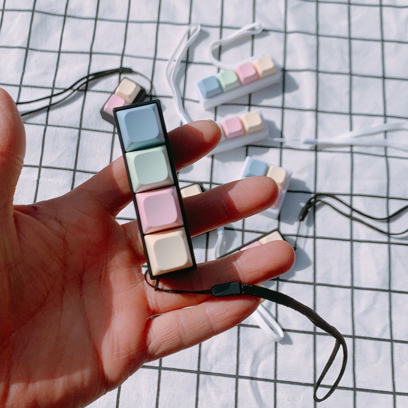 Custom Design ASMR Sensory Button Click Stim Toy Mechanical Switch Keycap Keychain ABS Plastic Stress Relief Fidget