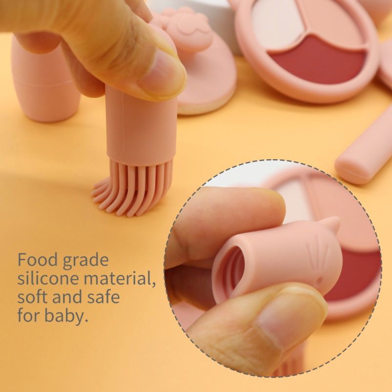 Wholesale Eco-Friendly Washable Cosmetic Nail Lipstick Silicone Girls Makeup Set Beauty Fashion Toys