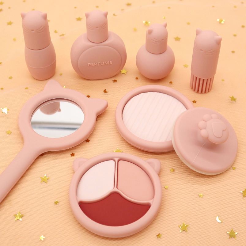 Wholesale Eco-Friendly Washable Cosmetic Nail Lipstick Silicone Girls Makeup Set Beauty Fashion Toys