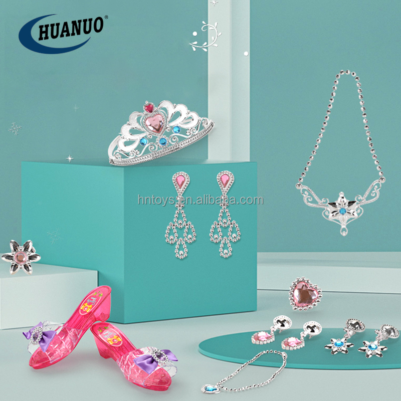 Beauty Toy Display 4