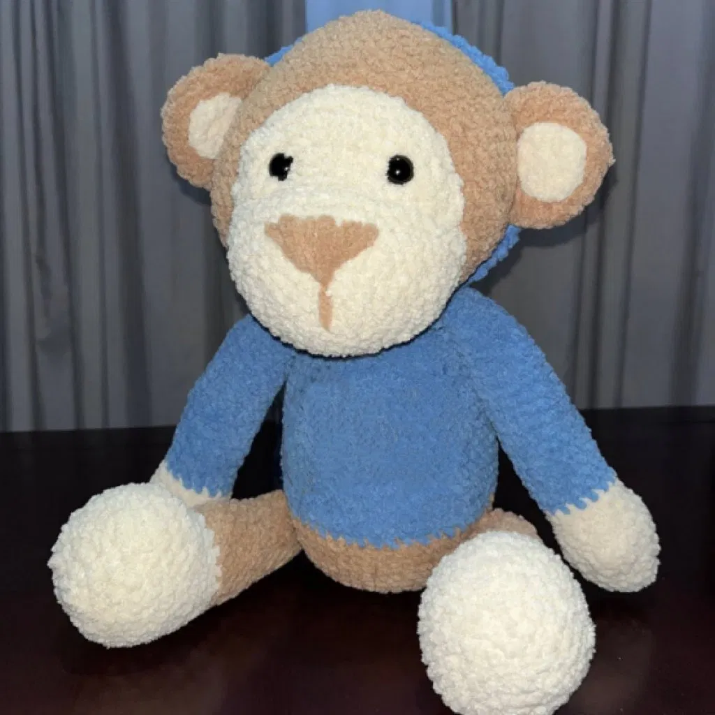 Bonecas de Amigurumi de Crochê Artesanais Sortidas por Atacado, Brinquedos de Pelúcia Personalizados de Humanos e Animais, Presente de Natal e Chá de Bebê com Serviço OEM