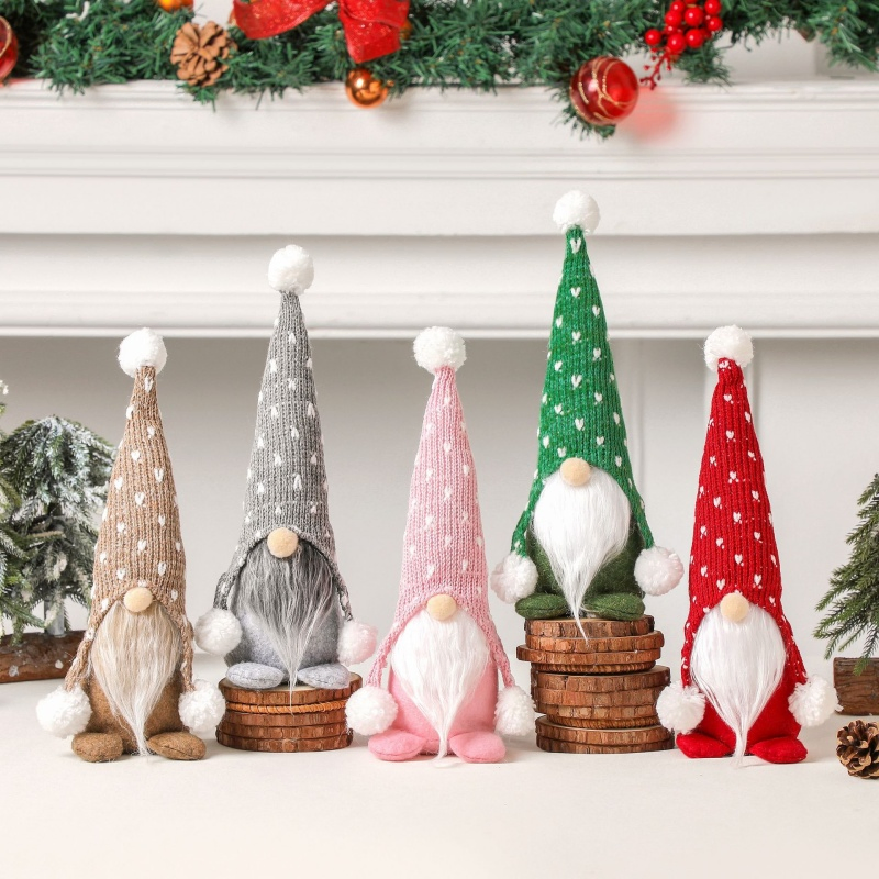 Boneco Sentado de Chapéu Tricotado de Homem da Floresta de Natal com Barba Branca e Sem Rosto