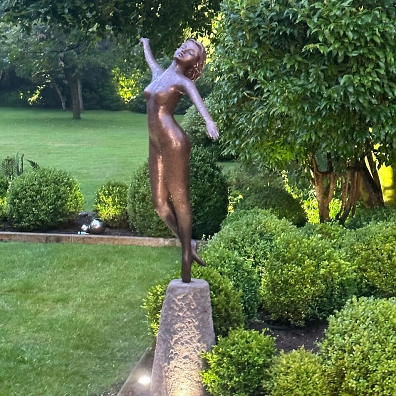 Estátua de Dançarinas Nuas ao Ar Livre e Interior de Alma Angustiada Escultura em Bronze Sentada Feminina Nu