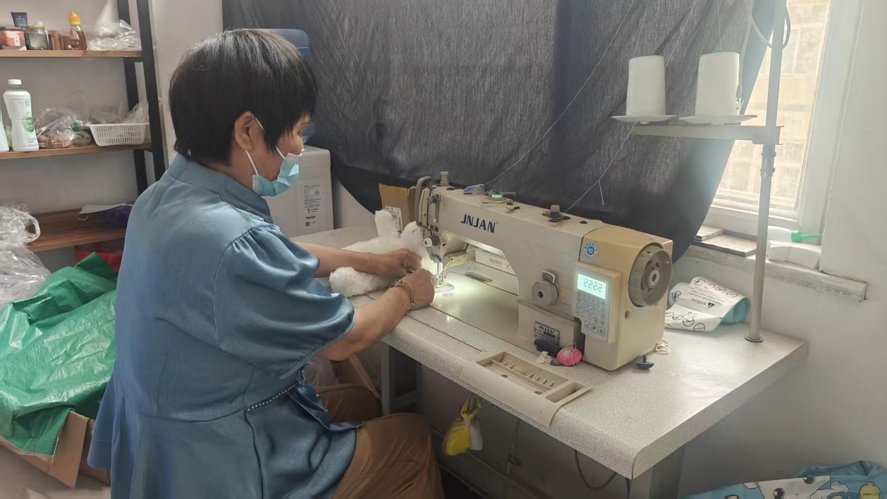 Processo de selagem de pelúcias - Sealing BoxJoy toy factory