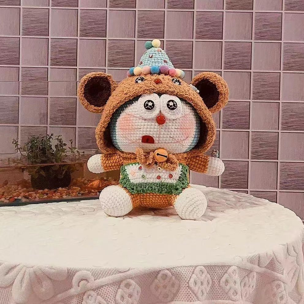Brinquedo de pelúcia feito à mão em crochê do Doraemon, presente orgânico, brinquedo amigurumi para bebês e crianças