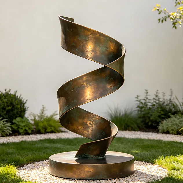 Escultura de Anel em Bronze Antigo