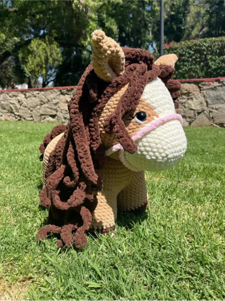 Fluffy Curly Hair Highland Cow Strawberry Cow Amigurumi, Hand Crochet Stuffed Animal Plush Doll Wholesale