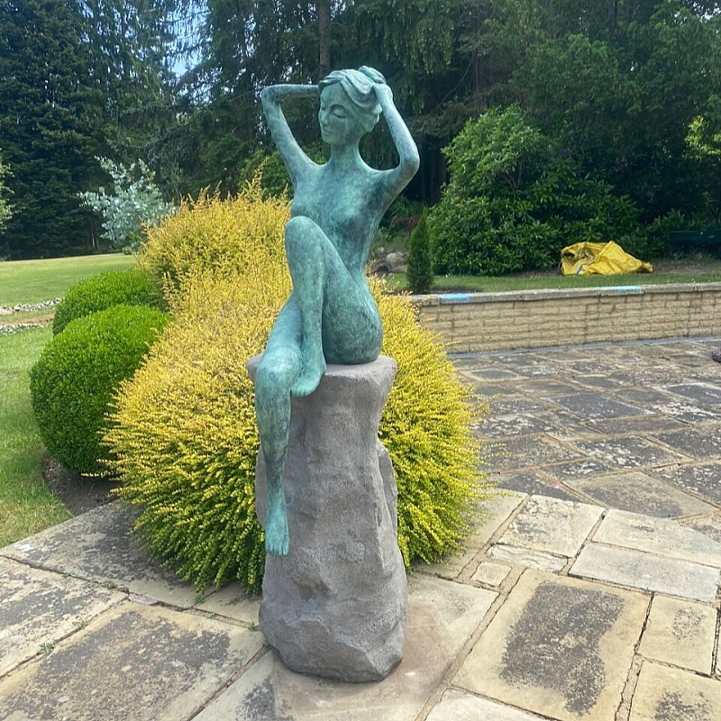 Estátua de Dançarinas Nuas ao Ar Livre e Interior de Alma Angustiada Escultura em Bronze Sentada Feminina Nu