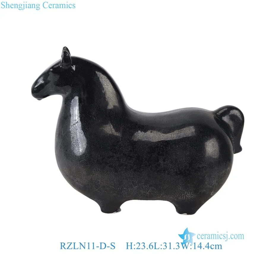 Escultura de Cavalo de Cerâmica Bege Suave em Estilo Nórdico