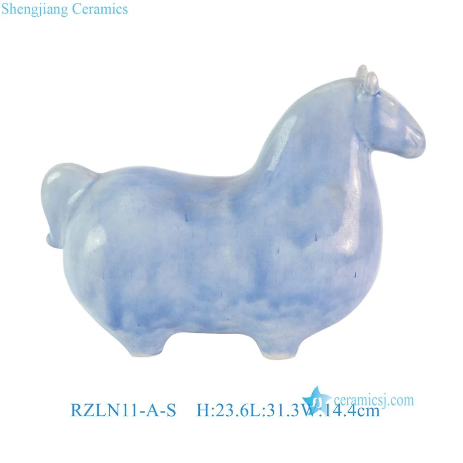 Escultura de Cavalo de Cerâmica Bege Suave em Estilo Nórdico