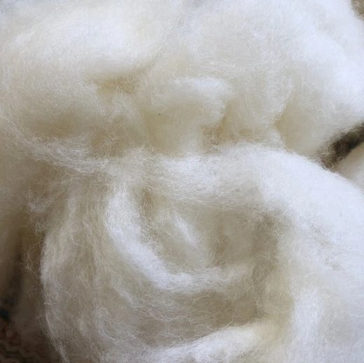 Almofada de Lã Ecológica - Enchimento para Bonecas e Brinquedos Waldorf, Lã para Feltro