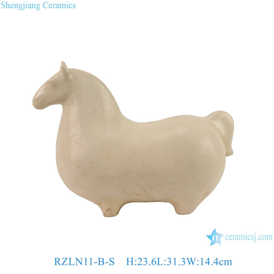 Escultura de Cavalo de Cerâmica Bege Suave em Estilo Nórdico, Esculturas de Animais em Porcelana Criativas para Mesa