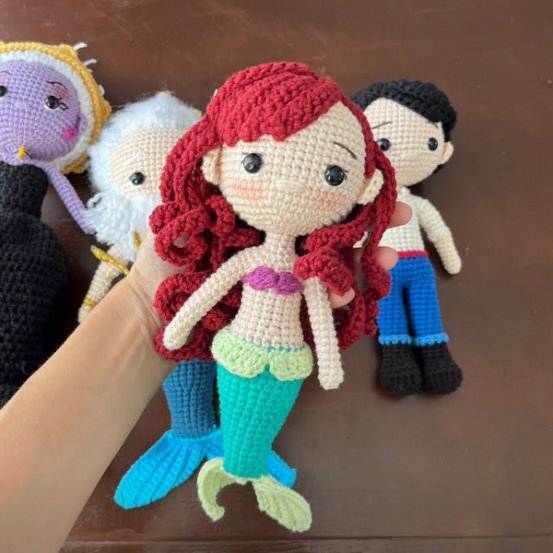 Bonecas de Amigurumi de Crochê Feitas à Mão, Toy de Segurança de Leão Bebê com Braços Longos de Veludo Chunky e Boneca de Personagem de Cartoon Princesa Sereia de Algodão, Presente para Chá de Bebê