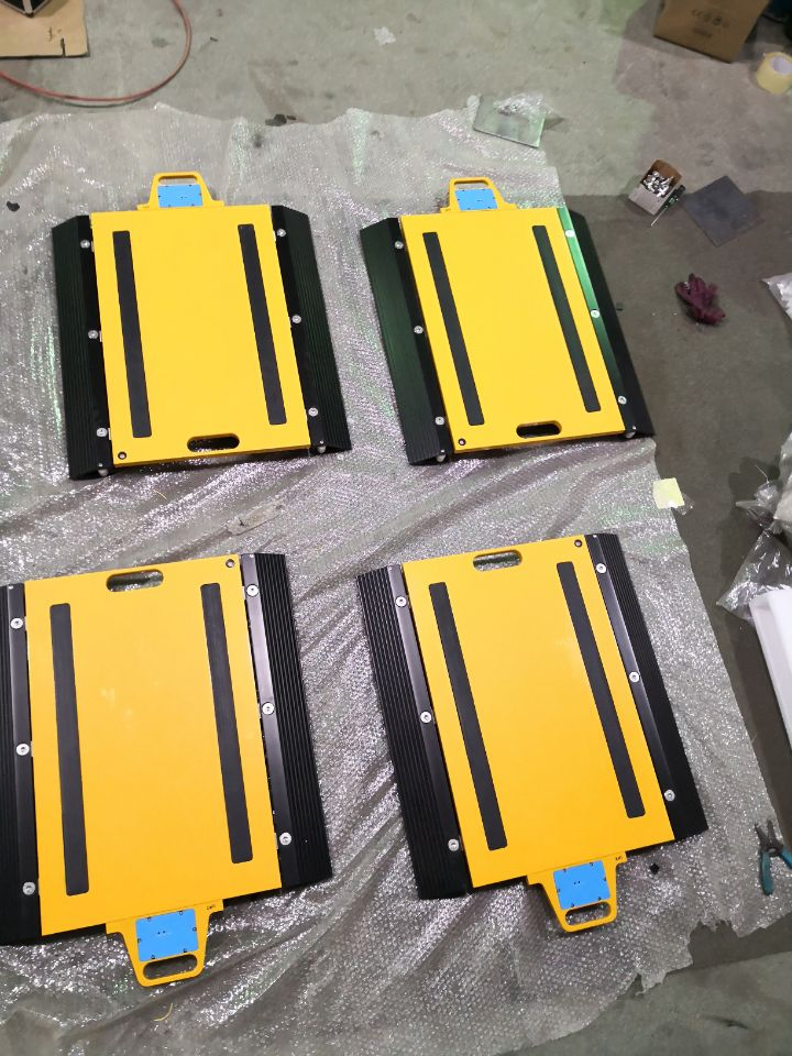 Wheel Load Truck Scale Electronic 1: 50 Scale Toy Scale Model Truck RC Car Diecast